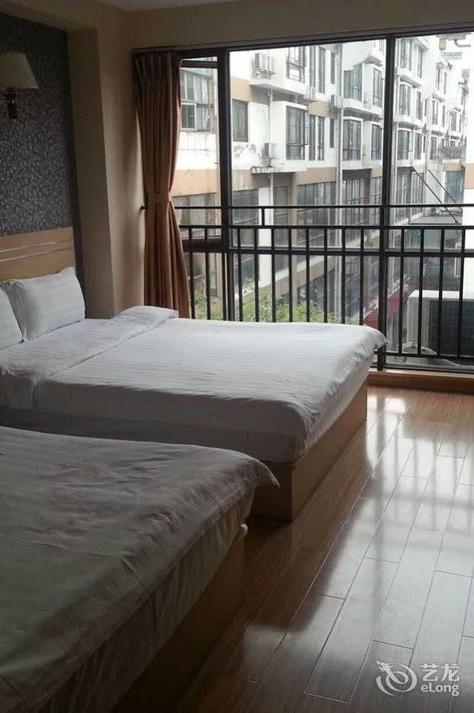 Dujiangyan Easy Hotel エクステリア 写真